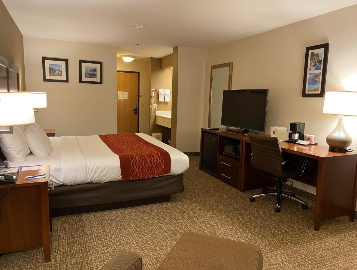 Comfort Inn Marina On The Monterey Bay Exterior foto