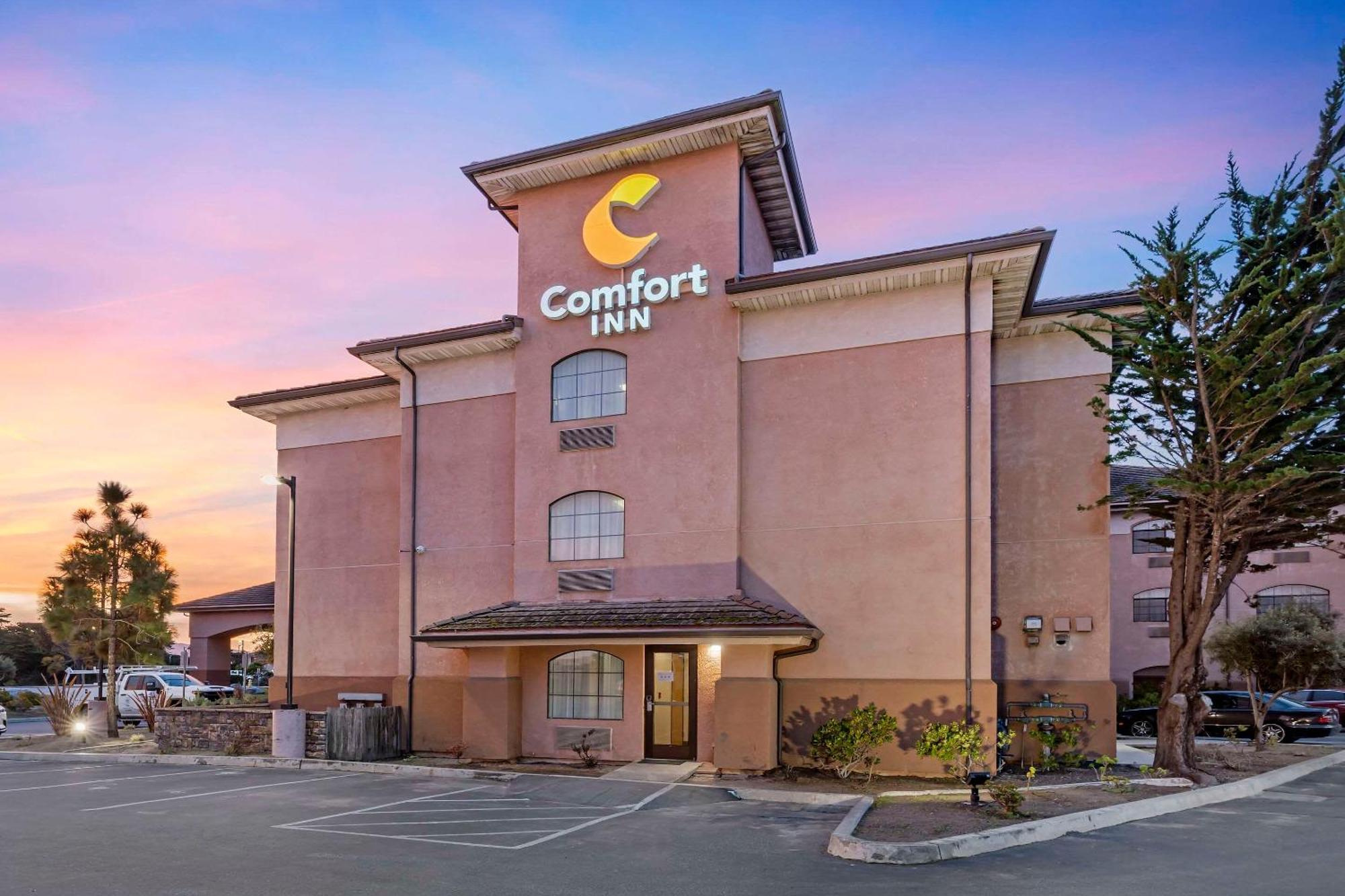 Comfort Inn Marina On The Monterey Bay Exterior foto